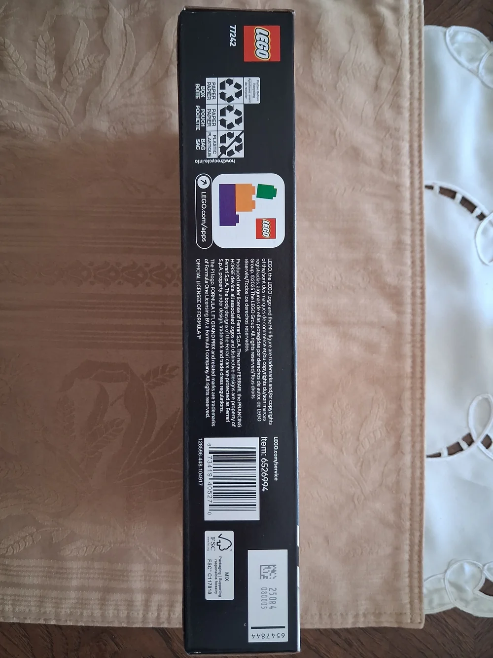 Lego Speed Champions Red Formula 1 Racer - Picture 3 of 6